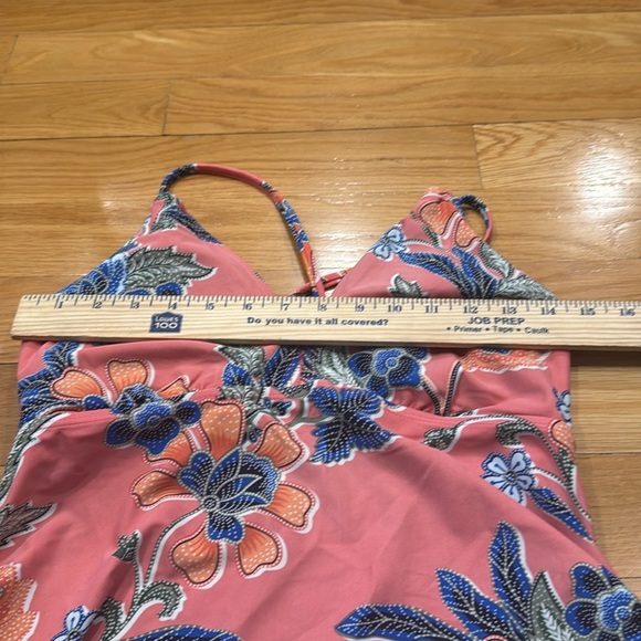 Beach Bump by motherhood maternity floral tankini top size medium. - Picture 2 of 7